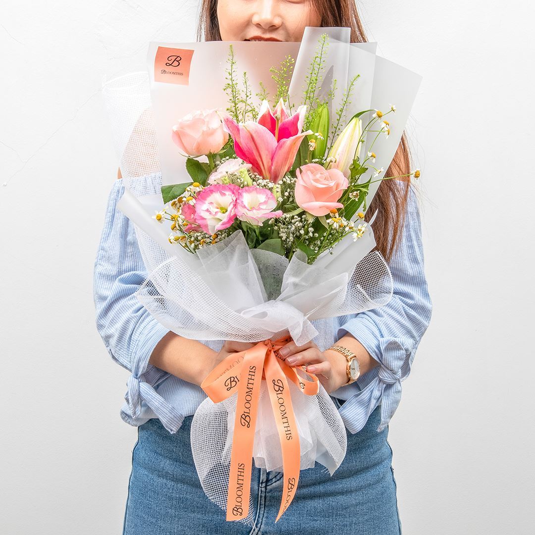 Esther White Lily & Rose Bouquet - Image 5