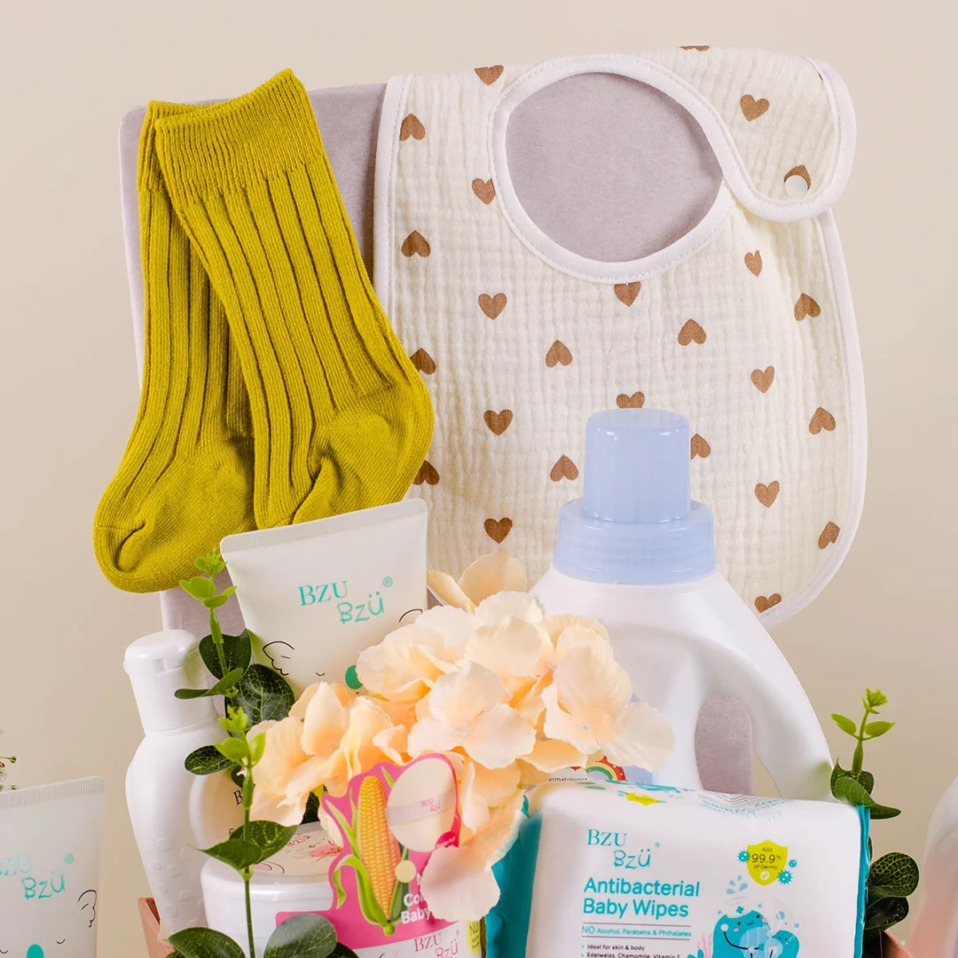 Ninetta Newborn Baby Hamper - Image 4
