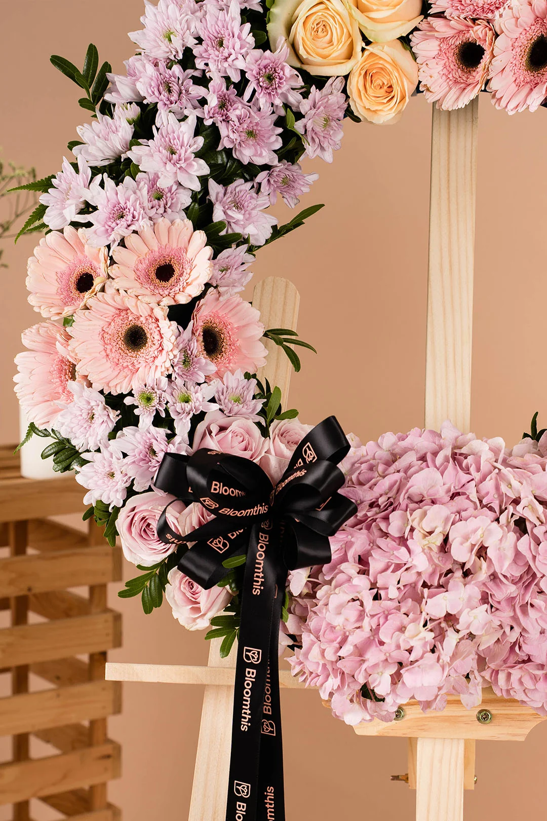 Seraphiel Condolence Flower Stand - Image 3